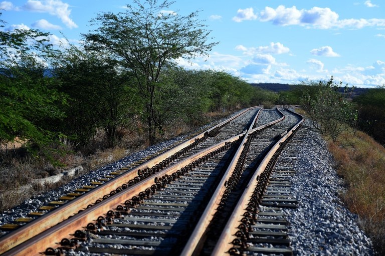 preço trilho 57 , trilho 57, tr 57, trilhos ferroviários, gms