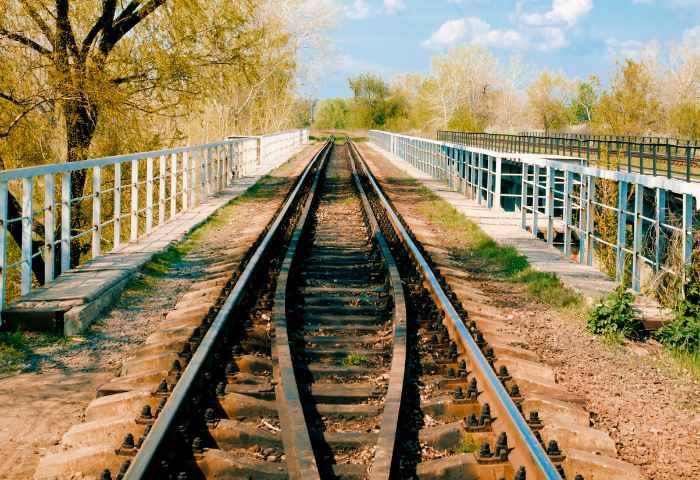 trem, trilhos, sucata, reciclagem, ferrovia