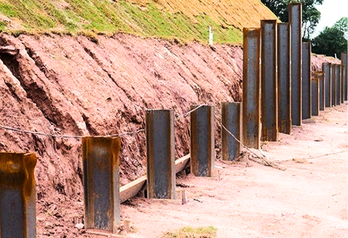 fundação, obra, trilhos ferroviários